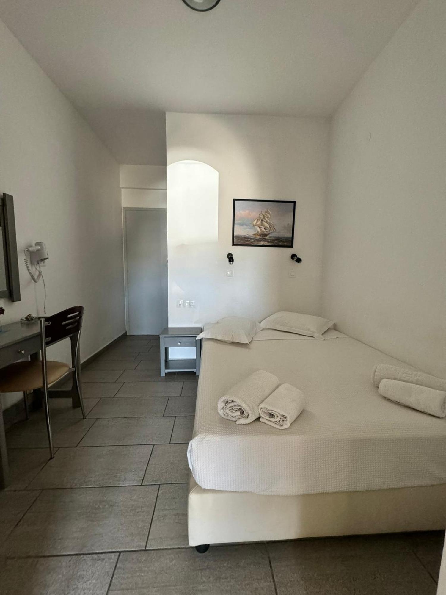 Deep Blue Rooms & Apartments Mylopotas Exterior foto